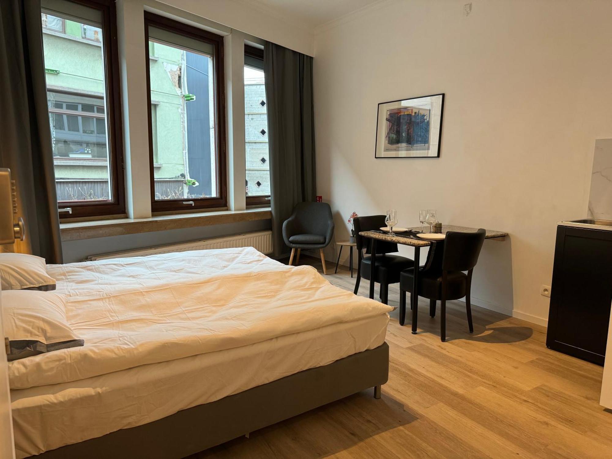 Loft With Big Terrace City Center Meir Antwerpen Buitenkant foto